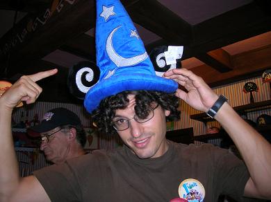 hat_yax.jpg hat_yax.jpg